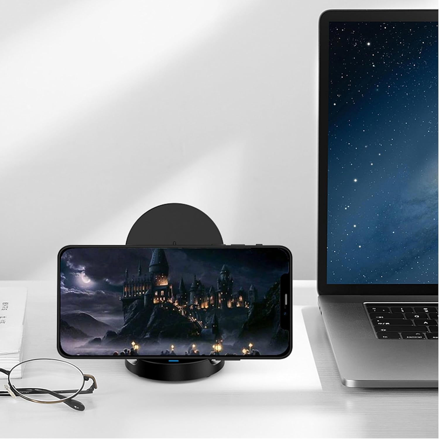 Entronix Wireless Fast Charging Stand Pad - USB-C/iPhone/Android